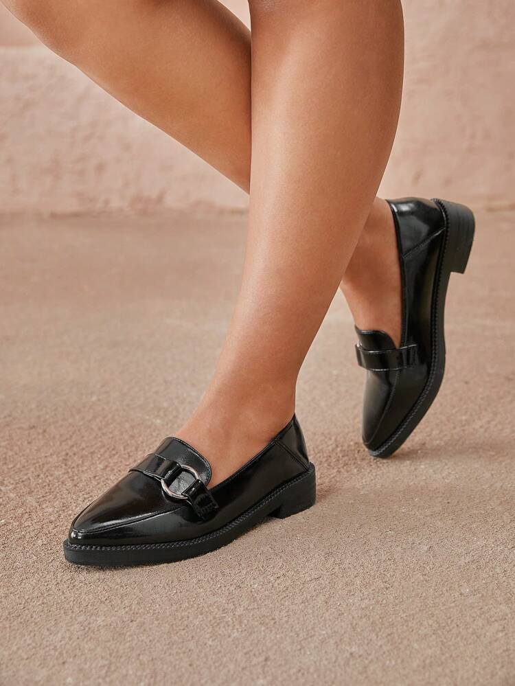 CUCCOO CURVES Plus Size Wide Fit Platform Thick Sole Flats Pointed Toe Solid Black Closed Toe Lace-Up British Style Oxford Shoes For Women, All Season