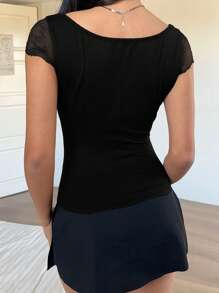 SHEIN EZwear Áo thun cổ tim ren vá màu trơn thanh lịch mùa hè - màu đen - Xem 2