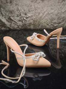 SHUZIA 最热销的女士细高跟水钻蝴蝶结尖头水晶蕾丝环绕式小块灰褐色高跟鞋 - 华丽的 2025 年春季婚礼/派对晚装鞋 - 米色 - 查看 4