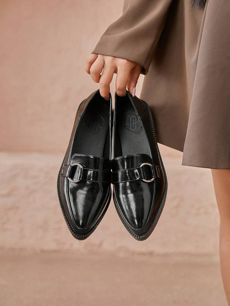 CUCCOO CURVES Plus Size Wide Fit Platform Thick Sole Flats Pointed Toe Solid Black Closed Toe Lace-Up British Style Oxford Shoes For Women, All Season