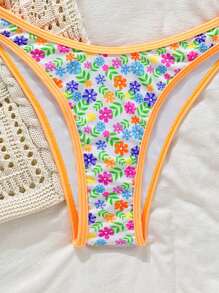SHEIN Swim Summer Floral Print Bikini Set, Consisting Of Top With Flower Decor & Triangle Swim Trunks