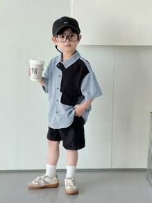 SHEIN Set de 2 piezas estilo casual escolar para niño pequeño, compuesto por camisa de manga corta suave y cómoda, y pantalones cortos sueltos versátiles, adecuado para primavera/verano, uso diario, deportes, al aire libre, campus, fiesta, festival, fotografía - Neblina azul - Ver 3