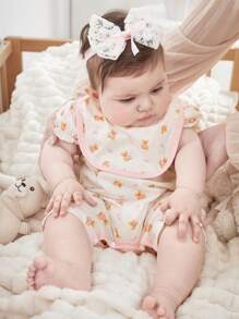 SHEIN Summer Newborn Baby Girl Pink Doll Collar Patchwork White Short Sleeved Cartoon Bear Print Pattern Jumpsuit Shorts And Same Color Bib Paired With Pink Hat Three Pieces Set
