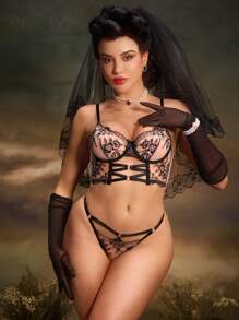 女士花卉蕾丝舒适内衣套装