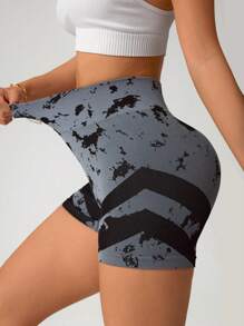 SHEIN Sport Studio Women's Silky Seamless Quick-Drying Mini Sports Shorts: Breathable Fabric With A Stylish Tie-Dye Print For Enhanced Workout Comfort