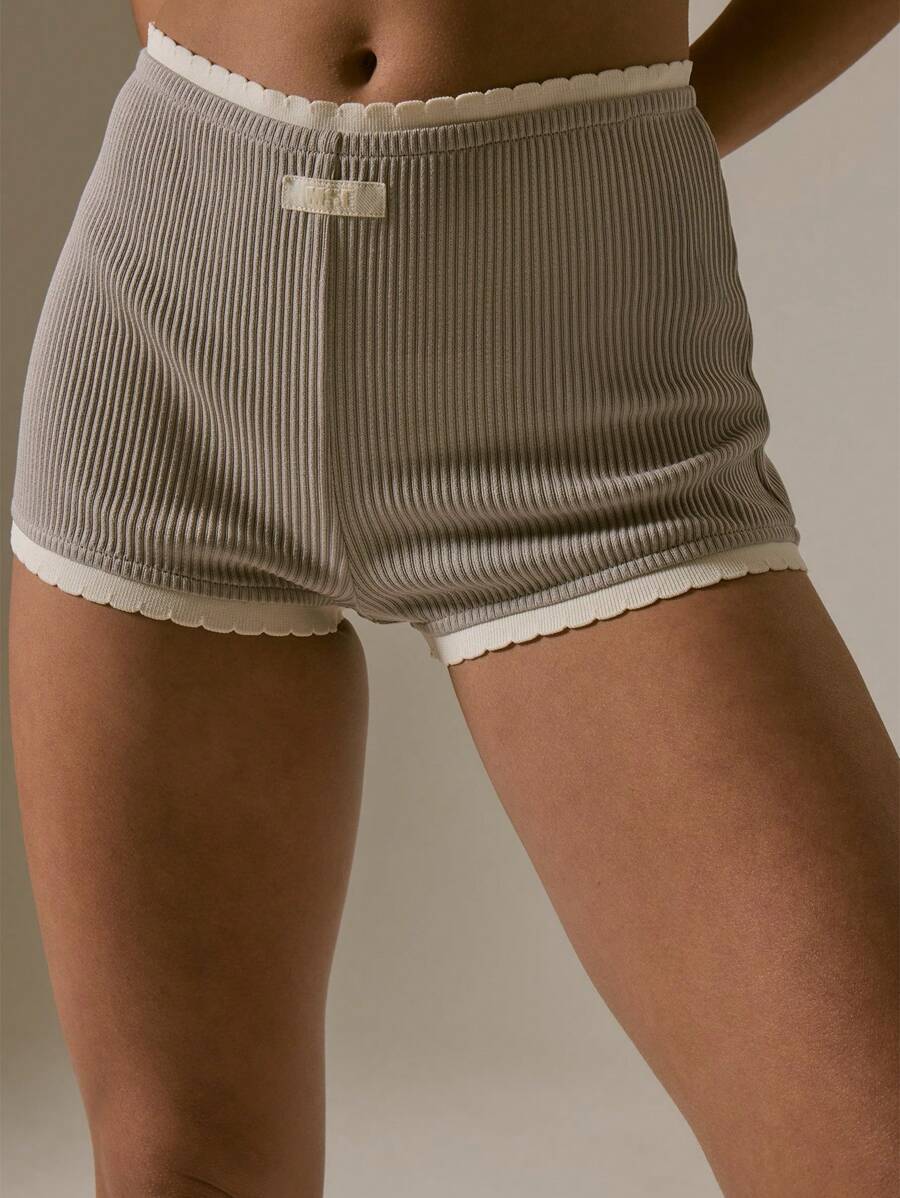 MUSERA 罗纹撞色迷你短裤 度假休闲机场夏季可爱机场秋季冬季圣诞节 - 淺灰色 - 查看 1