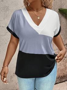 SHEIN LUNE قميص كاجوال فضفاض بياقة على شكل V وأكمام قصيرة للنساء ذوات الأحجام الكبيرة. ملابس نسائية علوية، تصميم لوحة ملونة، للعطلات الصيفية - متعدد الألوان - مشاهدة 5