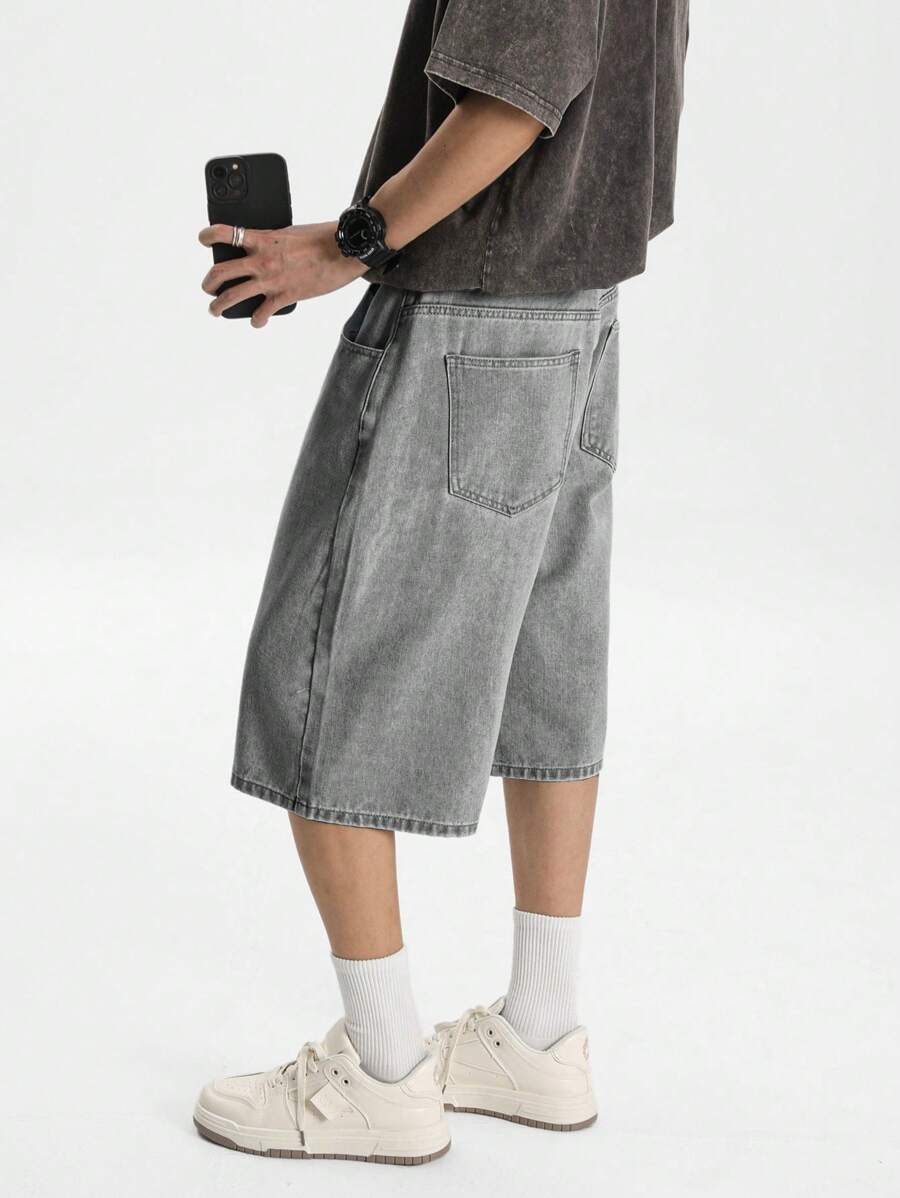 Manfinity Hypemode Men's Light Blue Washed Denim Loose Casual Shorts Jorts - Light Grey - View 1