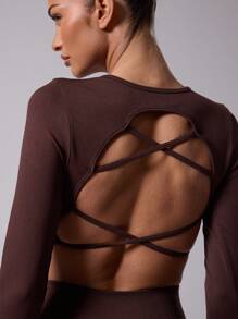 Musera Sport 露背短款长袖健身上衣，适合板式网球、网球、匹克球等运动。 - 咖啡棕 - 查看 3