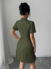 Elenzga Abito mini elegante da donna, a tinta unita, stile francese, con colletto alla coreana, decorazione con bottoni, vita segnata, gonna plissettata, maniche corte, adatto per pendolarismo, casual, vacanze