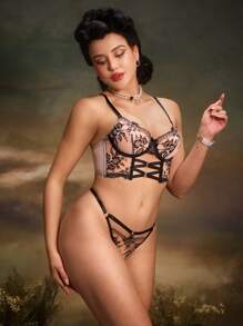 女士花卉蕾丝舒适内衣套装