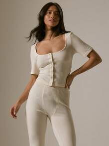 MUSERA 方领短袖纽扣细节罗纹修身上衣，适合度假、休闲、机场等场合。 - 奶油色 - 查看 2