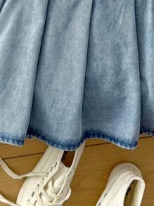 SHEIN 少女春夏 Y2K Comfortcana 牛仔两件套浅色水洗落肩衬衫和褶皱牛仔迷你裙，女孩夏季海滩波西米亚风度假短裤套装，夏季早午餐毕业装，夏季狂欢音乐会音乐节街头装 - 淺色水洗藍 - 查看 5