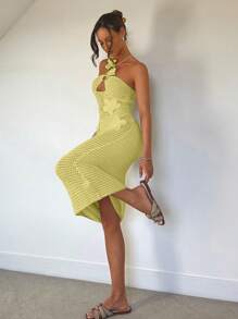 Roylia Vacation Elegant Floral 3D Decor Backless Cutout Knit Dress - Yellow - View 3