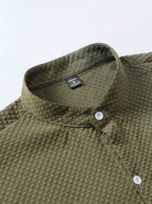 Manfinity Homme Áo sơ mi nam tay ngắn đơn hàng khuy đơn giản/công sở màu trơn mùa hè Áo sơ mi nam đẹp cho nam Áo sơ mi nam mùa hè - xanh quân đội - Xem 3