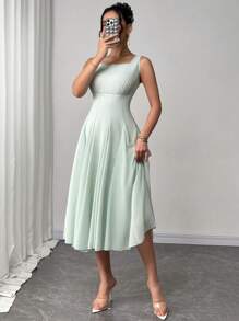 Rafferiza Vestido elegante de mujer con cintura ceñida, corte evasé, cuello de U y sin mangas, diseño de alta gama francés