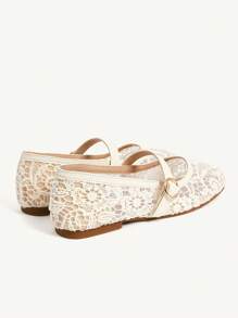CUCCOO CHICEST 女士优雅蕾丝网眼圆头低跟休闲平底鞋，带扣带，米色 - 米色 - 查看 9