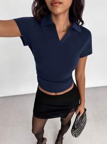 SHEIN Essnce 女款 V 领短袖 T 恤，夏季插肩袖修身休闲 Polo 衫 - 藏蓝色 - 查看 5