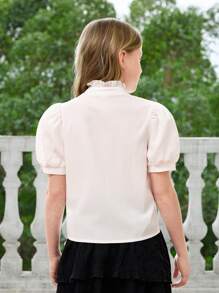 Camisa informal de verano para niñas con manga corta abullonada, decoración de mariposa y abotonadura