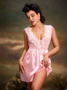 PinupGlam Vintage Palast-Stil ärmelloses Mini-Slip-Kleid für Frauen mit Spitzenverzierung