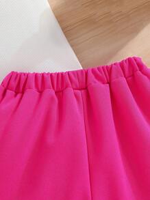 Conjunto de 2 piezas: Top de tirantes blanco con flores y cuentas para niñas, con pantalones cortos ajustados de color rosa fucsia. Conjunto de moda para cumpleaños, vacaciones y fiestas en verano