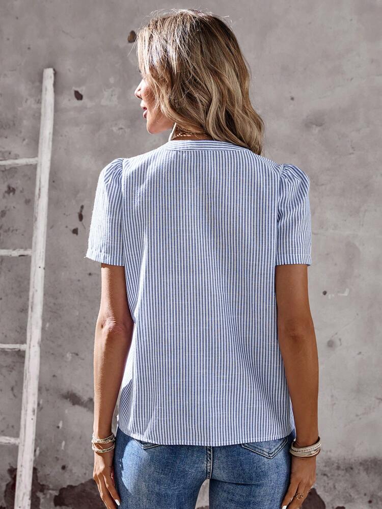Women's Contrast Lace Striped V-Neck Short Puff Sleeve Casual Shirt, Urban Commuting Pullover Top For Summer