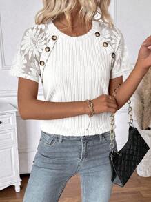 SHEIN LUNE Women's Summer Casual Knit Textured Patchwork Floral Lace Button Decor Raglan Sleeve Fitted Round Neck T-Shirt, Suitable For Daily Casual Life, Outings, Vacations, Countryside, Bohemian, Rustic Style - White - View 1