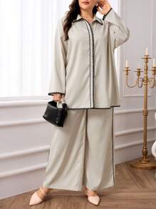 Mulvari Conjunto feminino plus size 2 peças: blusa e calça de manga comprida com acabamento floral, roupa casual