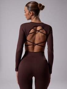 Musera Sport 露背短款长袖健身上衣，适合板式网球、网球、匹克球等运动。 - 咖啡棕 - 查看 2