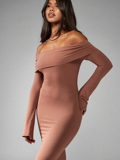MISSGUIDED Elegant Off Shoulder Bardot Fishtail Maxi DressMISSGUIDED