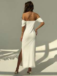 Aloruh White Off Shoulder Bodycon Dress With 3D Flower Detail For Women, Suitable For Evening Date - White - View 3