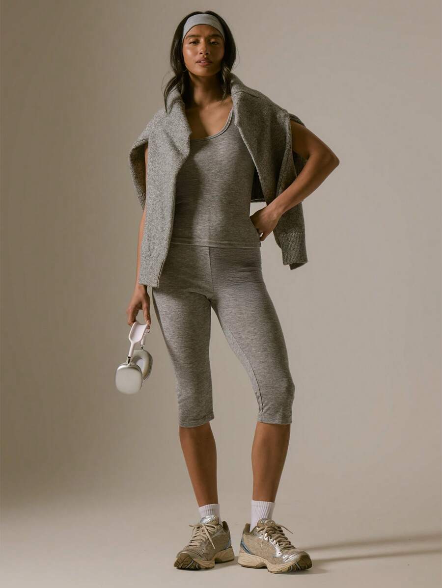 MUSERA Jersey Fitted Capri Leggings Vacation Casual Airport Summer Thanksgiving - Grey - View 1