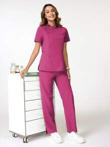 TaskEZ Conjunto de uniforme de scrubs sencillo con cuello alto y cintura ajustada - Rosa Fucsia - Ver 5