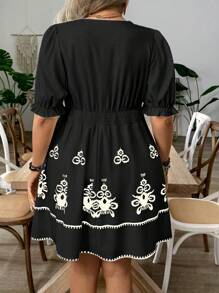 SHEIN Holidaya Elegante vestito con scollo a V, maniche a palloncino e stampa floreale