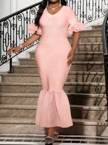 SHEIN Lady Vestido elegante de fiesta de unicolor y textura con mangas abullonadas y falda de corte sirena, ideal para Año Nuevo, vacaciones y fiestas elegantes. Vestido formal corto de manga corta en color rosa para mujeres para el Día de San Valentín - Rosa - Ver 3