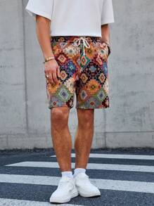Manfinity Hypemode Pantaloncini casual da uomo adatti per l'uso quotidiano e perfetti per vacanze al mare, con un design bohémien in stile INS con motivi geometrici colorati e tessitura jacquard. Questi pantaloncini sono adatti per gite in spiaggia alle Hawaii, festival musicali e uso quotidiano.