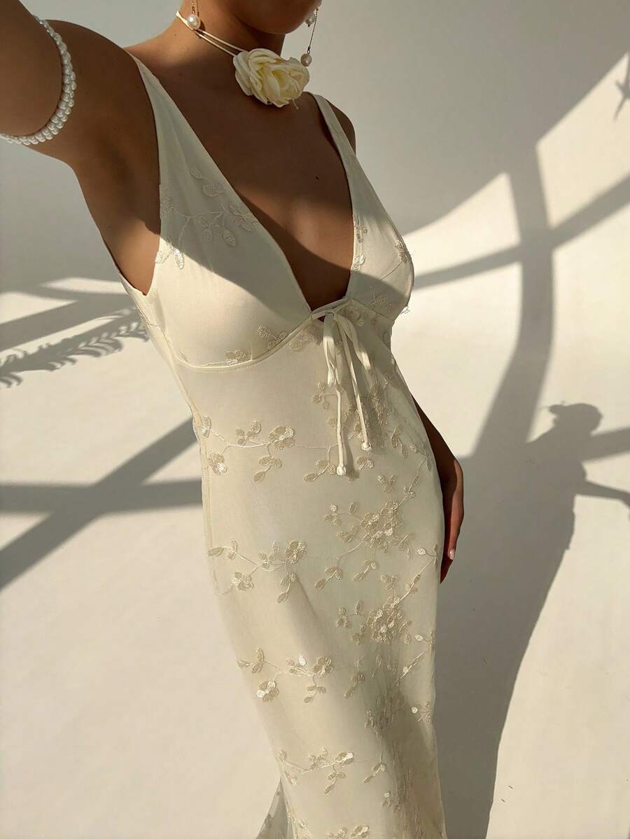 Aloruh Elegante vestido de cola de pez de color liso y con bordados de malla en estilo retro, escote pronunciado en V, para fiesta y cóctel, vestido largo en color albaricoque