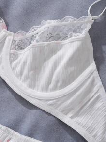 Dream Adore Set de 2 piezas de lencería para mujer con soportes de alambre, taza 3/4, encaje floral romántico y parches con lazo decorativo