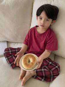 Dazy Kids 2pcs/Set Young Boy Round Neck Knit Short Sleeve T-Shirt + Woven Plaid Pants Casual Homewear Set, Spring/Summer Christmas - Red - View 8