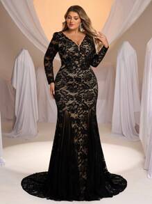 SHEIN Belle Plus Size Elegant Luxurious Lace V-Neck Long Sleeve Flared Stretchy Lace & Sheer Mesh Inset Sexy Backless Mermaid Maxi Dress, Suitable For Weddings, Parties, Holidays, Graduation, Bride - Black - View 6