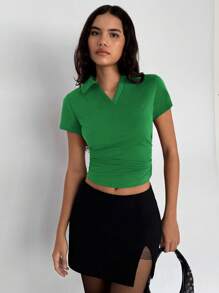 SHEIN Essnce 女士 V 领短袖 T 恤，夏季设计肩部贴身短款 Polo 衫，休闲修身款