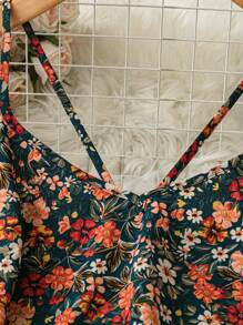 SHEIN VCAY Plus Size Ditsy Floral Cami Top - Multicolor - View 3