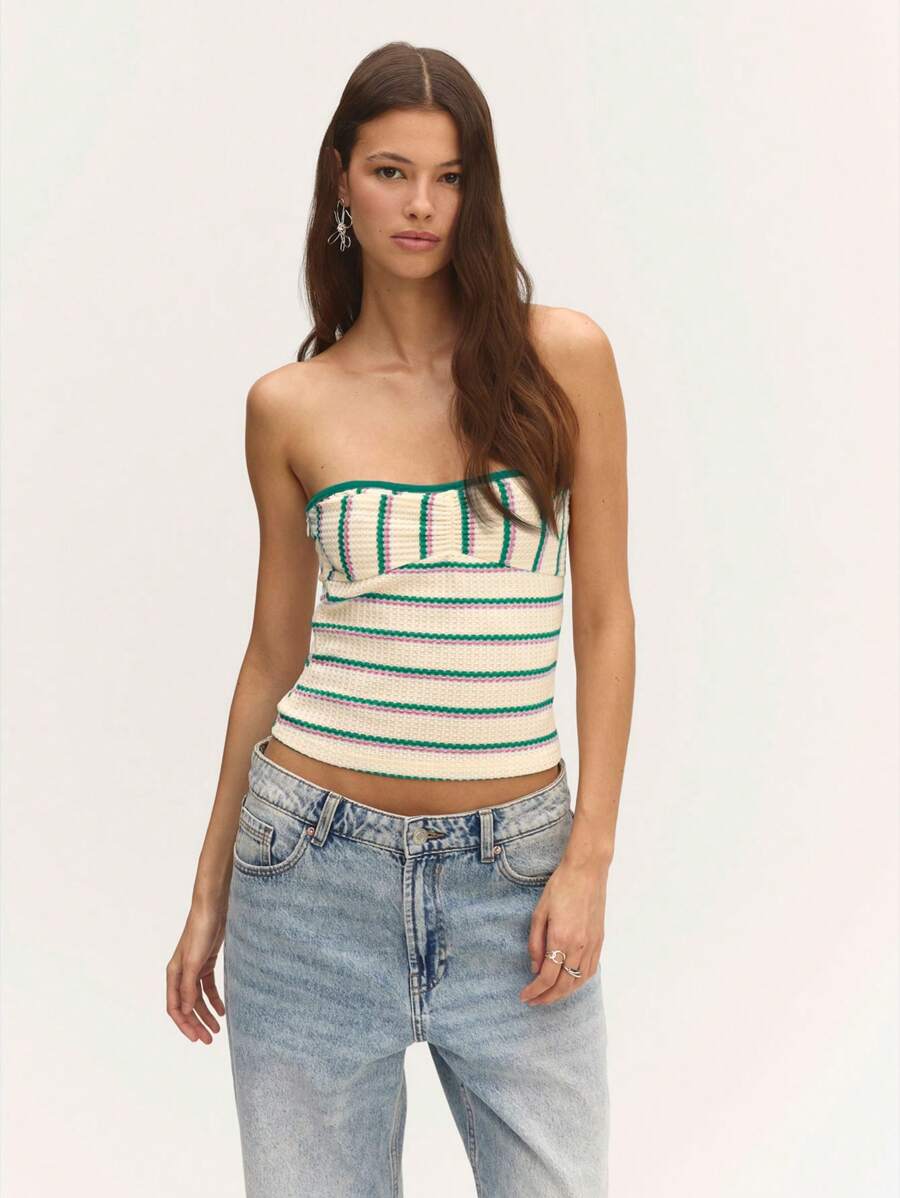 Nöista 奶油色、绿色和粉色条纹钩编露肩上衣。百搭经典的单品，打造休闲、清新、青春的造型。无论是夏日清凉，还是度假休闲，亦或是轻松惬意的活动，都是理想之选。 - 彩色 - 查看 1
