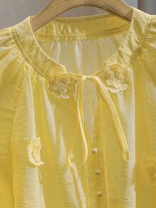 Modelyn Women's Loose Fitting V-Neck Long Sleeve 3D Flower Blouse, Fashionable Spring/Summer Fall Cloth For Women