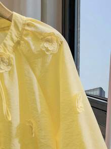 Modelyn Women's Loose Fitting V-Neck Long Sleeve 3D Flower Blouse, Fashionable Spring/Summer Fall Cloth For Women