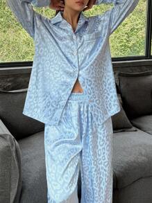 DAZY Conjunto de pijama holgado de satén con estampado de leopardo, de moda para verano, otoño e invierno - Azul - Ver 3