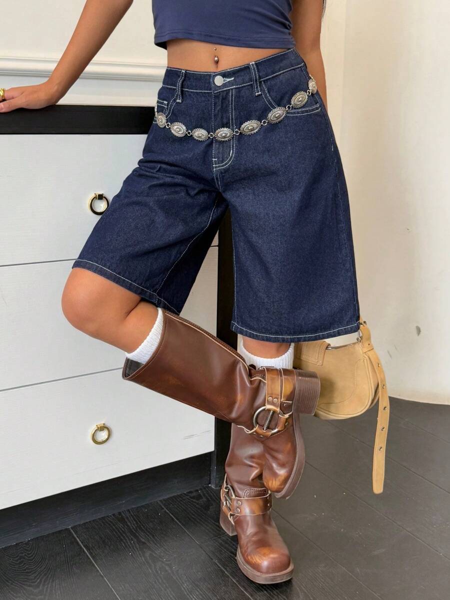 SHEIN Quần short Bermuda dáng rộng cạp thấp, chất liệu denim wash trơn, phong cách đường phố Y2K dành cho nữ tuổi teen, quần short denim dài có đường may, thích hợp cho kỳ nghỉ hè, đi xem hòa nhạc, tiệc brunch, lễ tốt nghiệp. - Rửa tối - Xem 1