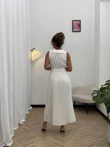 Flirla Plus Size Elegant Commuter Solid Color Pleated Hem Sleeveless Dress - Apricot - View 2