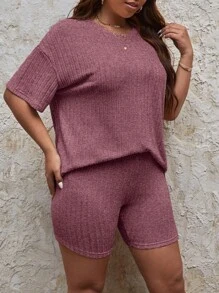 SHEIN Frenchy Conjunto de 2 piezas de camiseta de manga corta y pantalones cortos de punto acanalado de unicolor en talla grande - Rojo violeta - Ver 4