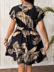 SHEIN Clasi Plus Size Casual Plant Print Vacation Dress - Black - View 2